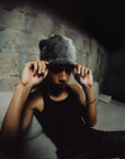 BONNET FOURRURE SATIN - GRIS